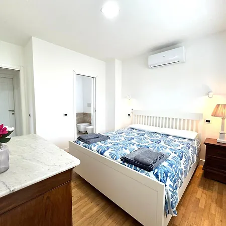 Blu Mare Pregiata Con Terrazza Vista Mare La Maddalena (Cagliari)